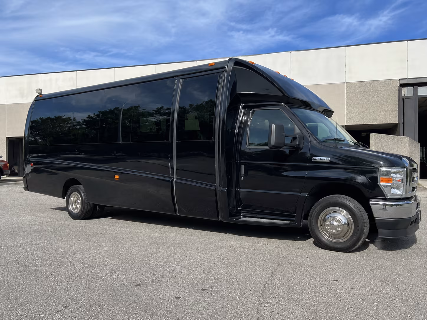 kent airport shuttle bus rentals for private groups