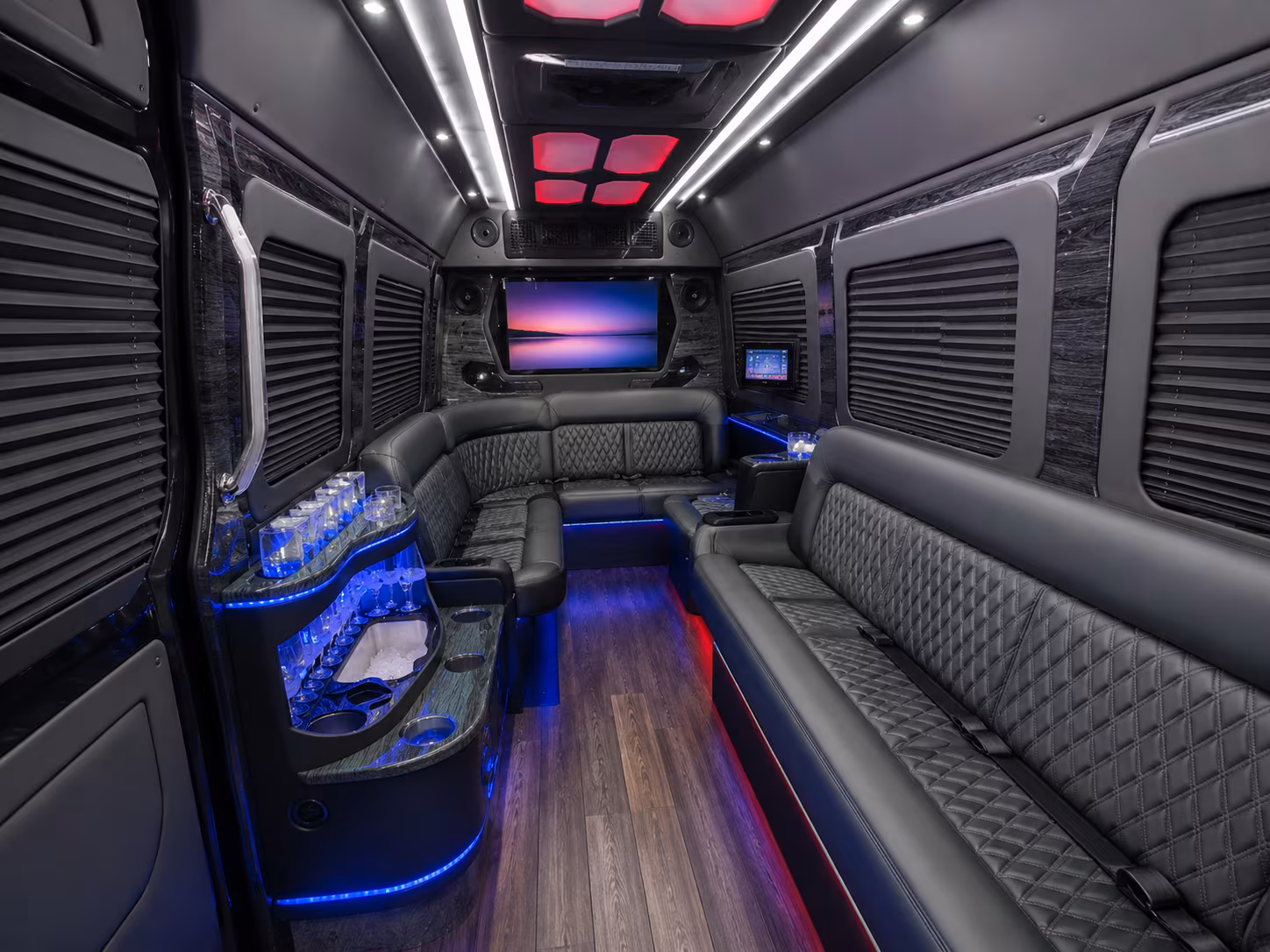 kent custom day trip and driving tour bus rentals